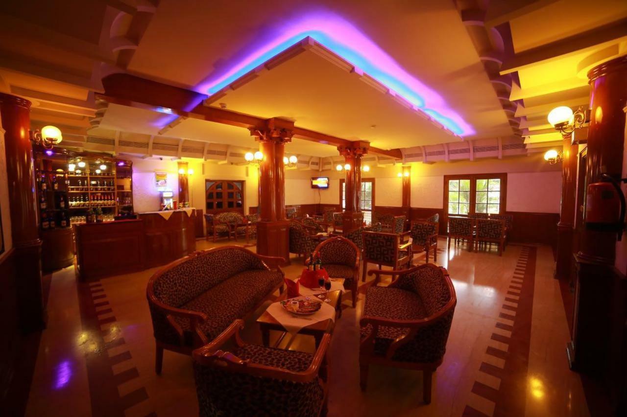 Quality Airport Hotels Недумбассери Экстерьер фото